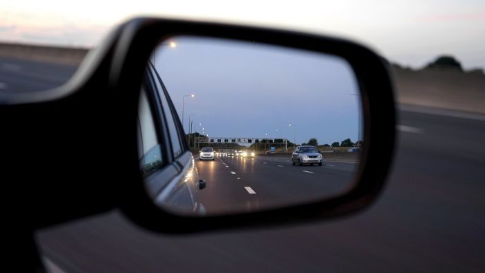 coche autopista seguridad
